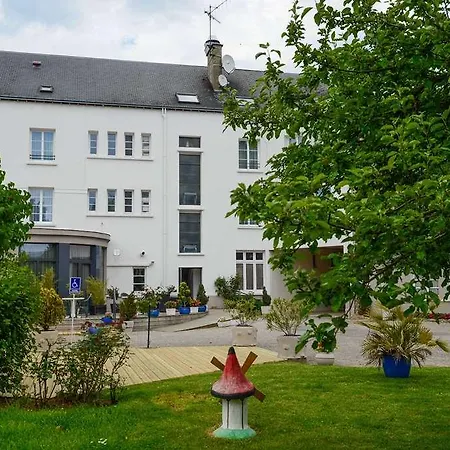 Logis Des Ducs Hotell 3*