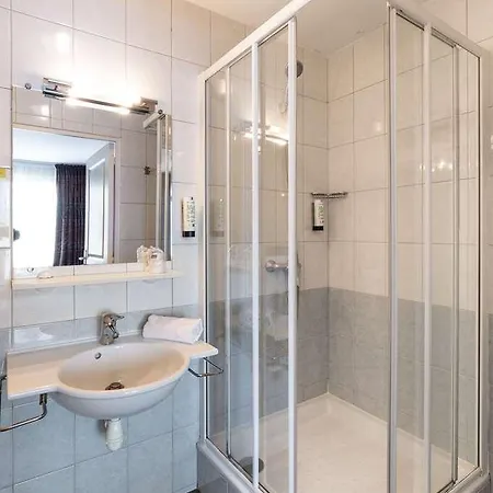 Logis Des Ducs 3* Алансон