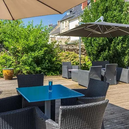 Hotel Des Ducs 3*