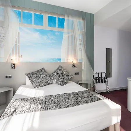 Отель Logis Des Ducs Алансон