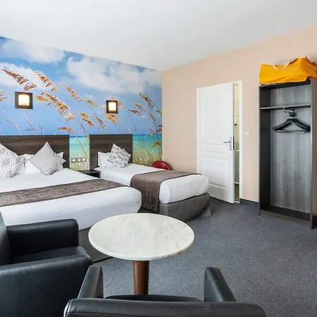 Hotel Logis Des Ducs 3*