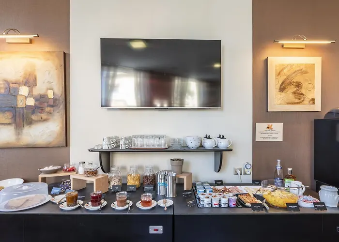 Hotel Logis Des Ducs 3*