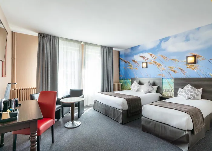 Hotel Logis Des Ducs 3*